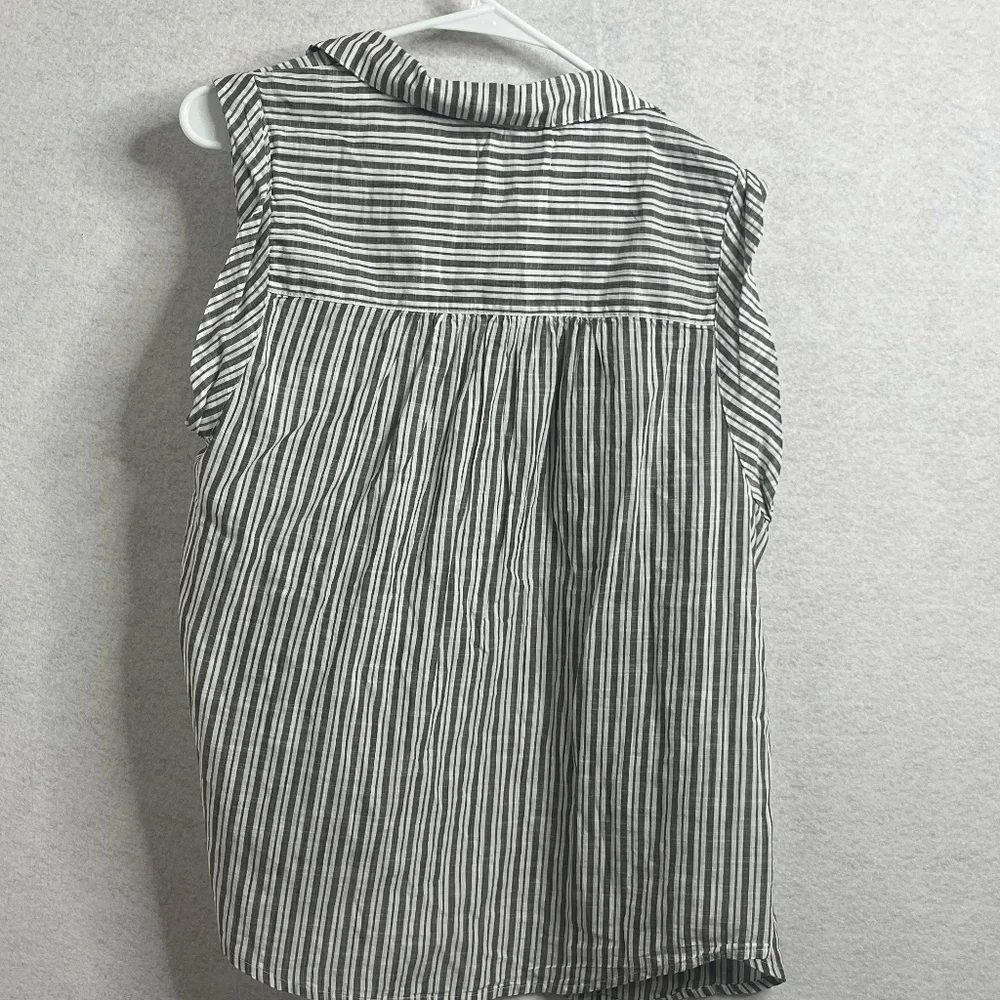 Michael Stars Los Angeles Striped Sleeveless Button Down Blouse L - Picture 2 of 7